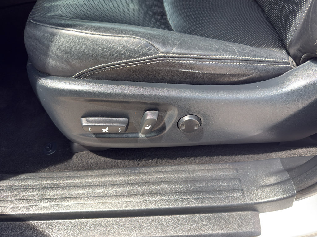 Used 2018 Toyota 4Runner Limited AWD/4WD image 14