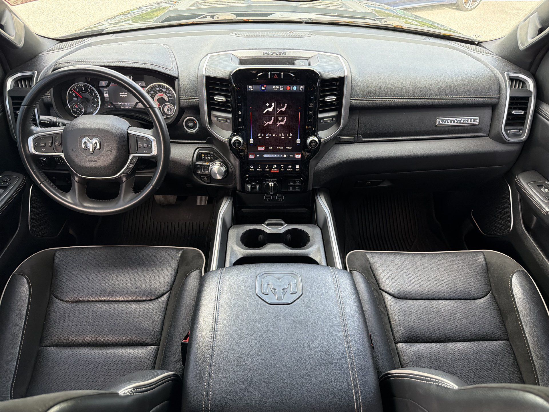 Used 2023 RAM 1500 Laramie AWD/4WD image 13