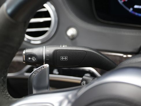 Used 2018 Mercedes-Benz S 63 AMG S 4MATIC Sedan image 31