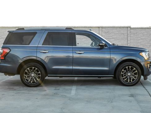 Used 2019 Ford Expedition Limited image 10