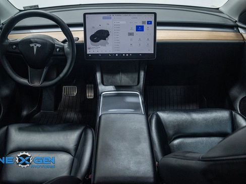 Used 2023 Tesla Model Y Performance image 26
