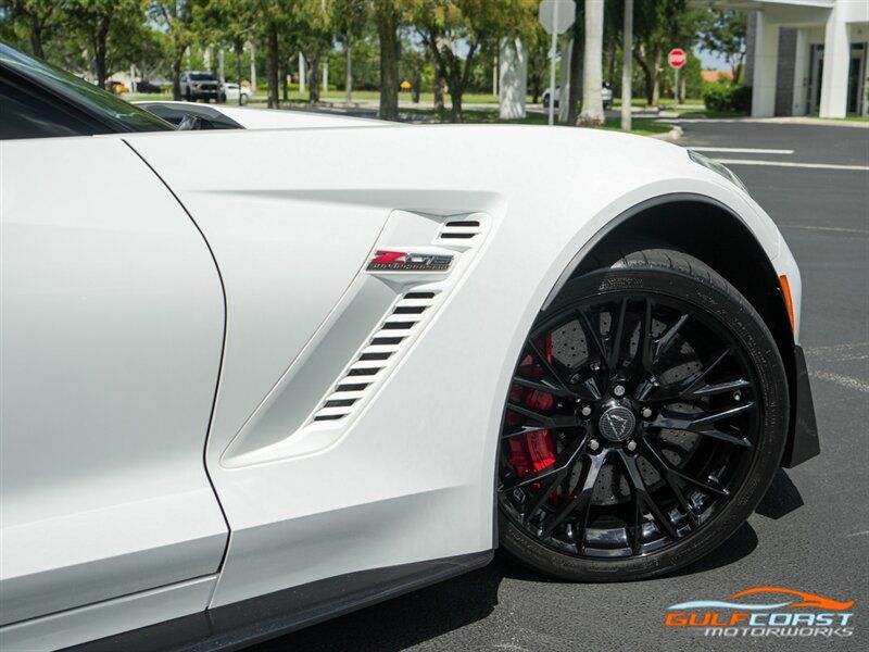 Used 2016 Chevrolet Corvette Z06 w/ 3LZ Preferred Equipment Group RWD image 61