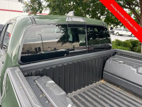 Used 2022 Toyota Tacoma SR5 w/ Trail Edition AWD/4WD image 10