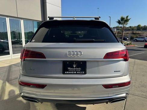 Used 2024 Audi Q5 2.0T Premium w/ Convenience Package image 6