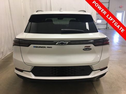 Used 2024 Chevrolet Equinox EV RS image 5