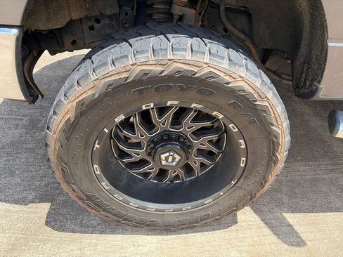 Used 2013 Ford F150 XLT w/ Luxury Equipment Group AWD/4WD image 2