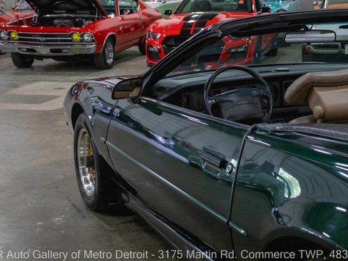 Used 1992 Pontiac Firebird Trans Am image 23