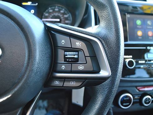 Used 2023 Subaru Crosstrek 2.0i image 18