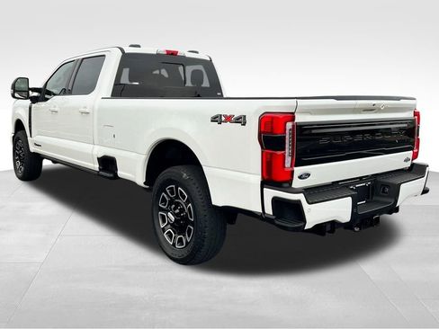 Used 2025 Ford F250 Platinum image 12