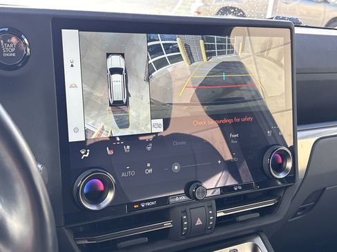 Used 2024 Lexus GX 550 550 Premium+ w/ Accessory Package (31) image 22