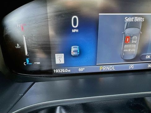 Used 2024 Ford Escape ST-Line w/ Tech Pack #1 AWD/4WD image 13