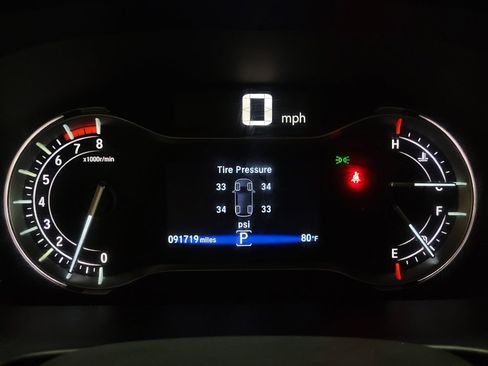 Used 2016 Honda Pilot Touring image 23