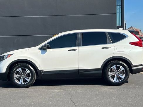 Used 2018 Honda CR-V LX image 9