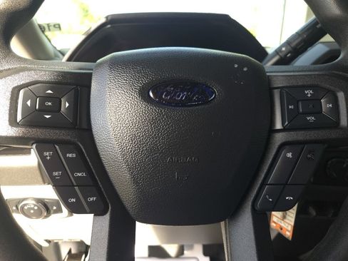 Used 2019 Ford F550 4x4 Regular Cab Super Duty image 22