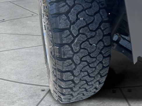 Used 2022 Jeep Wrangler Sport AWD/4WD image 27