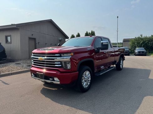 Used 2022 Chevrolet Silverado 2500 High Country AWD/4WD image 2