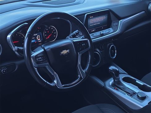 Used 2019 Chevrolet Blazer LT image 10