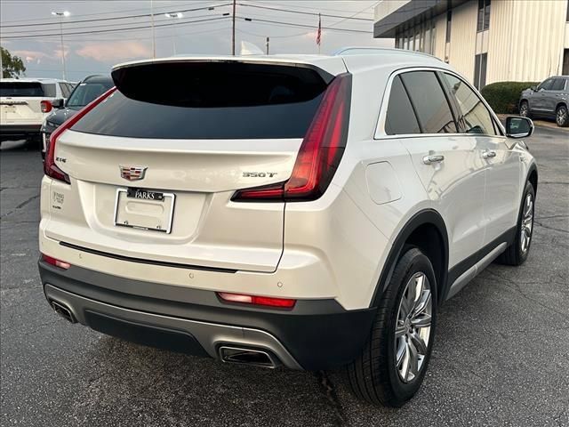 Certified 2023 Cadillac XT4 Premium Luxury w/ Cold Weather Package AWD/4WD image 13