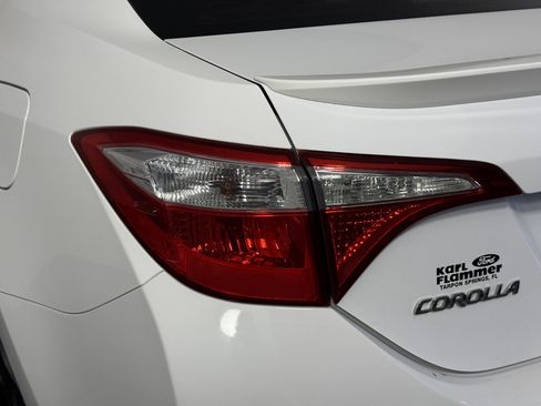 Used 2014 Toyota Corolla S image 8