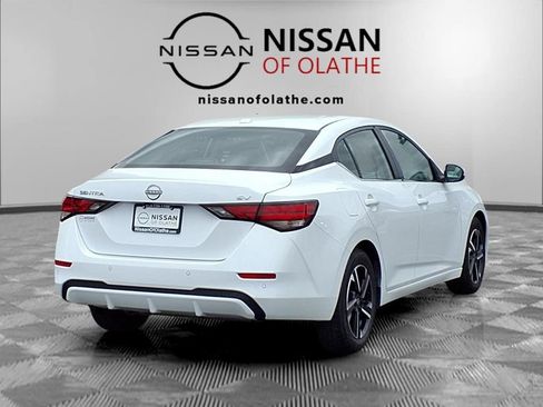 Used 2024 Nissan Sentra SV FWD image 27