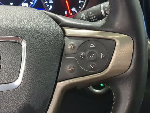 Used 2022 GMC Terrain Denali image 30