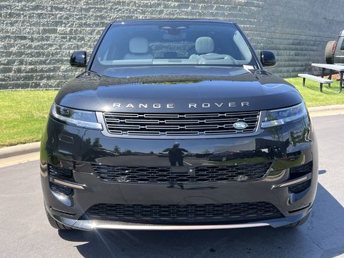 New 2026 Land Rover Range Rover Sport Dynamic SE AWD/4WD image 10