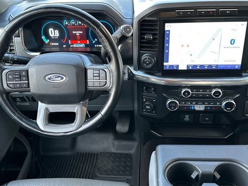 Used 2021 Ford F150 Lariat w/ Trailer Tow Package image 15