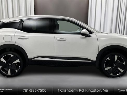 New 2025 Nissan Kicks SR w/ Illumination Package image 4