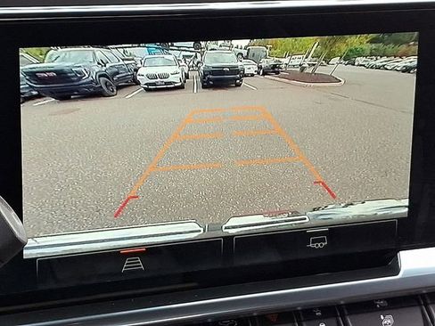 Used 2026 GMC Sierra 1500 Elevation image 20