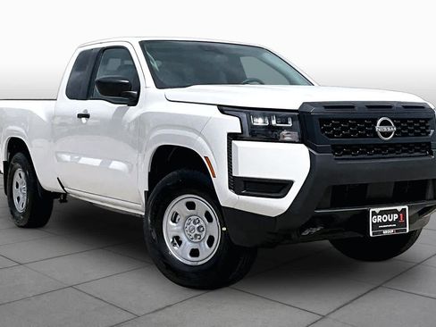 New 2026 Nissan Frontier S w/ Tow Package AWD/4WD image 2