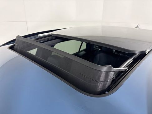 New 2026 Volkswagen Tiguan SE R-Line image 22