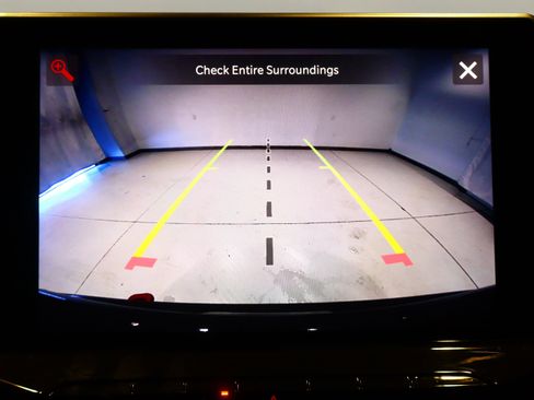 Used 2023 Jeep Compass Trailhawk w/ Trailhawk Elite Group image 37