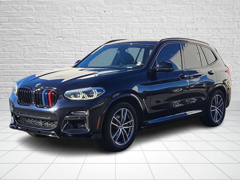 Used 2018 BMW X3 M40i image 3