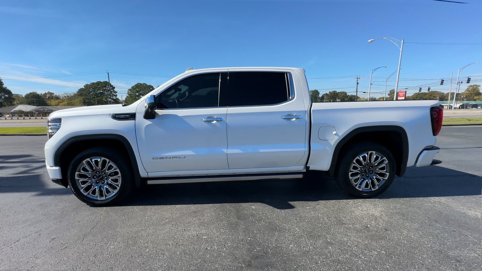 Certified 2024 GMC Sierra 1500 Denali Ultimate AWD/4WD image 5
