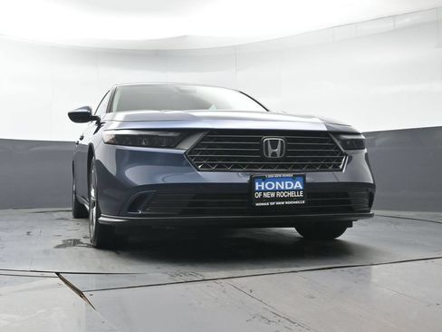 Used 2024 Honda Accord EX image 35