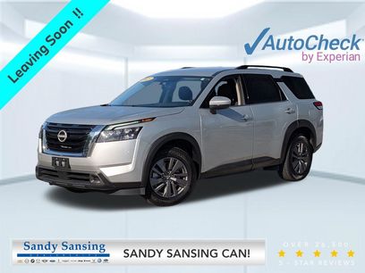 Used 2024 Nissan Pathfinder SV