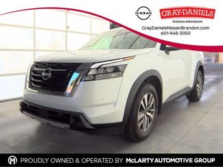 Certified 2025 Nissan Pathfinder SL AWD/4WD 360° Tour