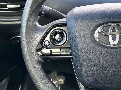 Used 2019 Toyota Prius LE w/ Carpet Mat Package image 22