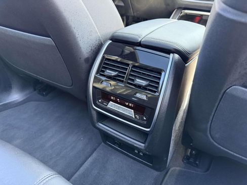 Used 2026 BMW X5 M60i image 16