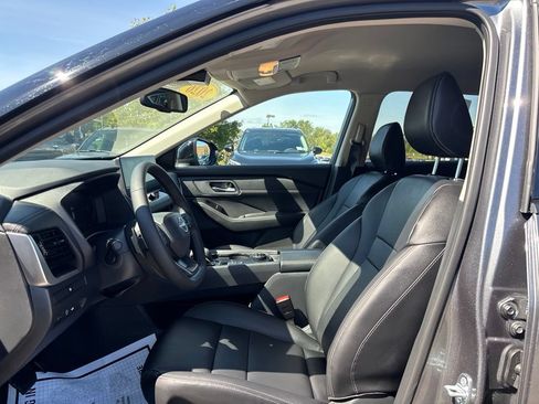 Certified 2026 Nissan Rogue SL AWD/4WD image 20