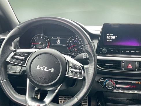 Used 2024 Kia Forte GT-Line w/ GT-Line Premium Package image 13