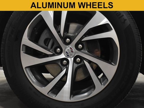 Used 2023 Buick Envision Essence FWD image 5