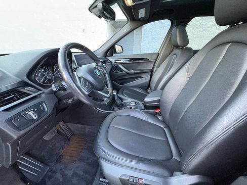 Used 2018 BMW X1 xDrive28i image 16
