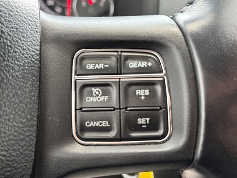 Used 2019 RAM 1500 Big Horn AWD/4WD image 18