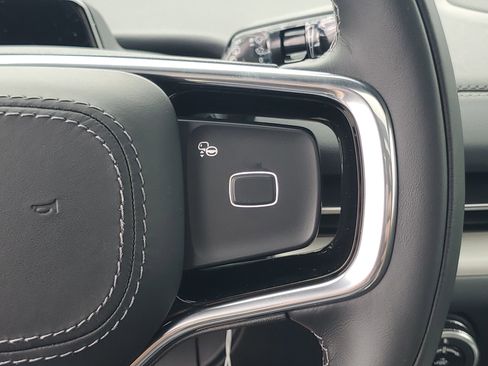 New 2026 Lincoln Navigator Reserve image 18