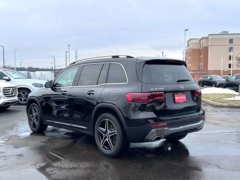New 2026 Mercedes-Benz GLB 250 4MATIC image 8