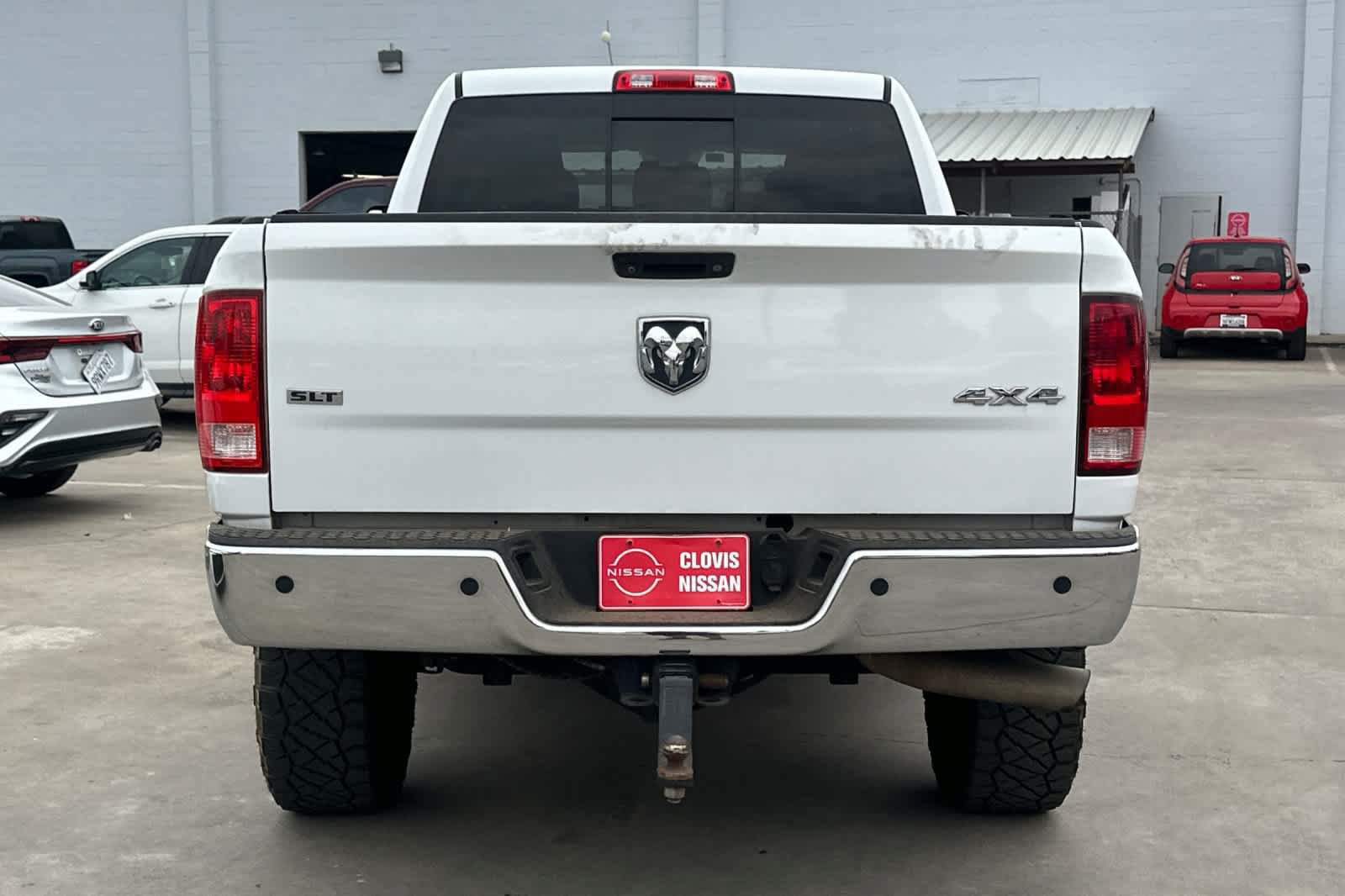 Used 2014 RAM 2500 SLT w/ Luxury Group AWD/4WD image 8