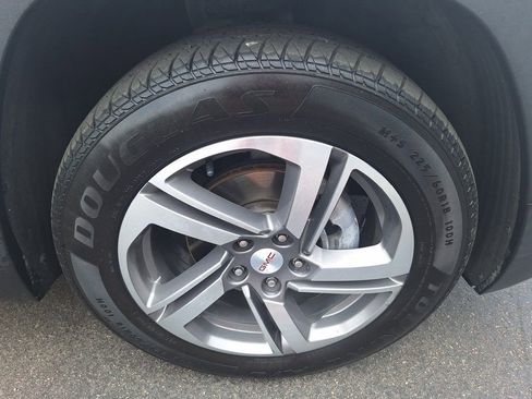 Used 2019 GMC Terrain SLT image 30