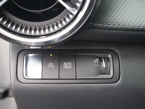 New 2026 Chevrolet Equinox LT w/ Convenience Package II FWD image 19