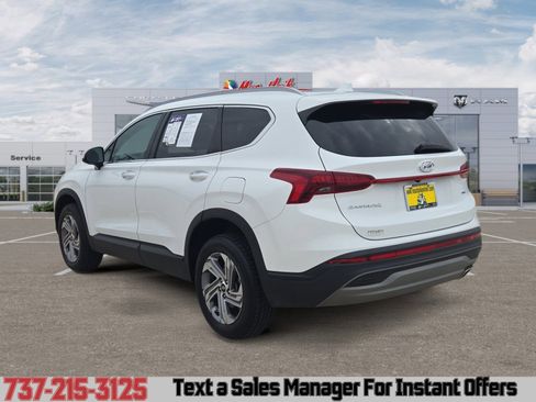 Used 2023 Hyundai Santa Fe SEL image 3